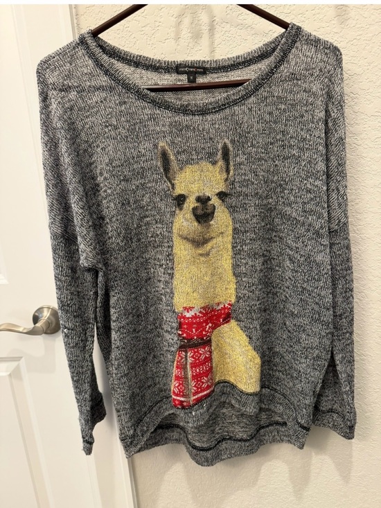 Mm Mm Mm Sweaters - Cozy Gray Crewneck Sweater with Yellow Llama and Red Scarf